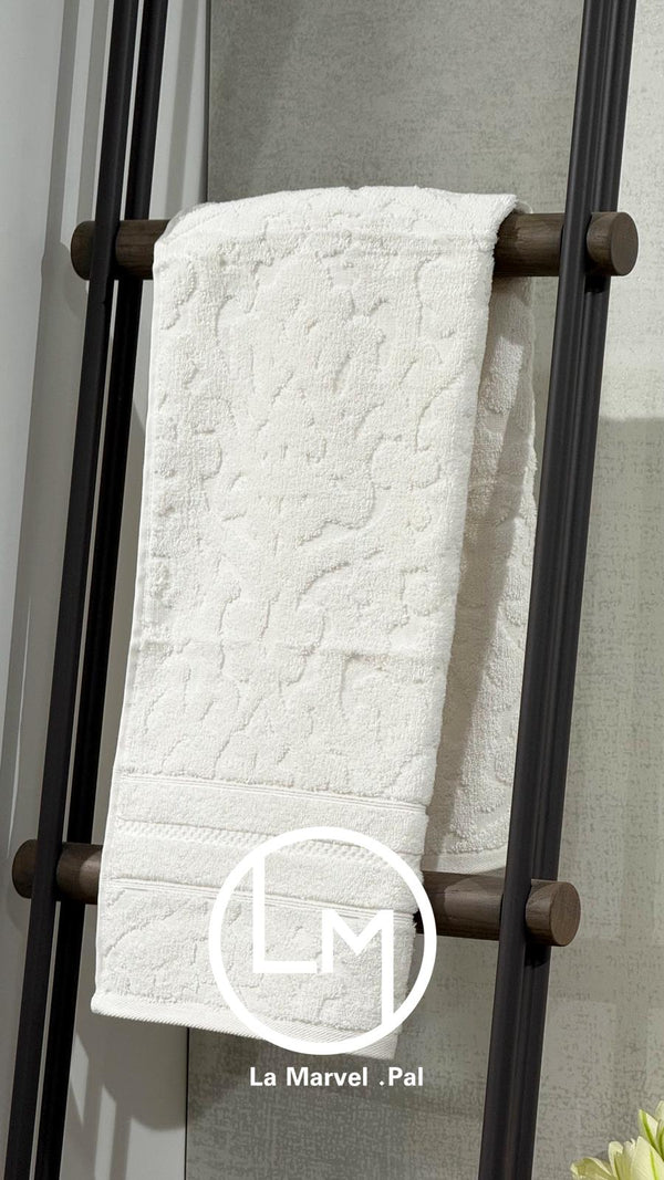 بشاكير فاخرة – ألوان بتناسب كل ذوق